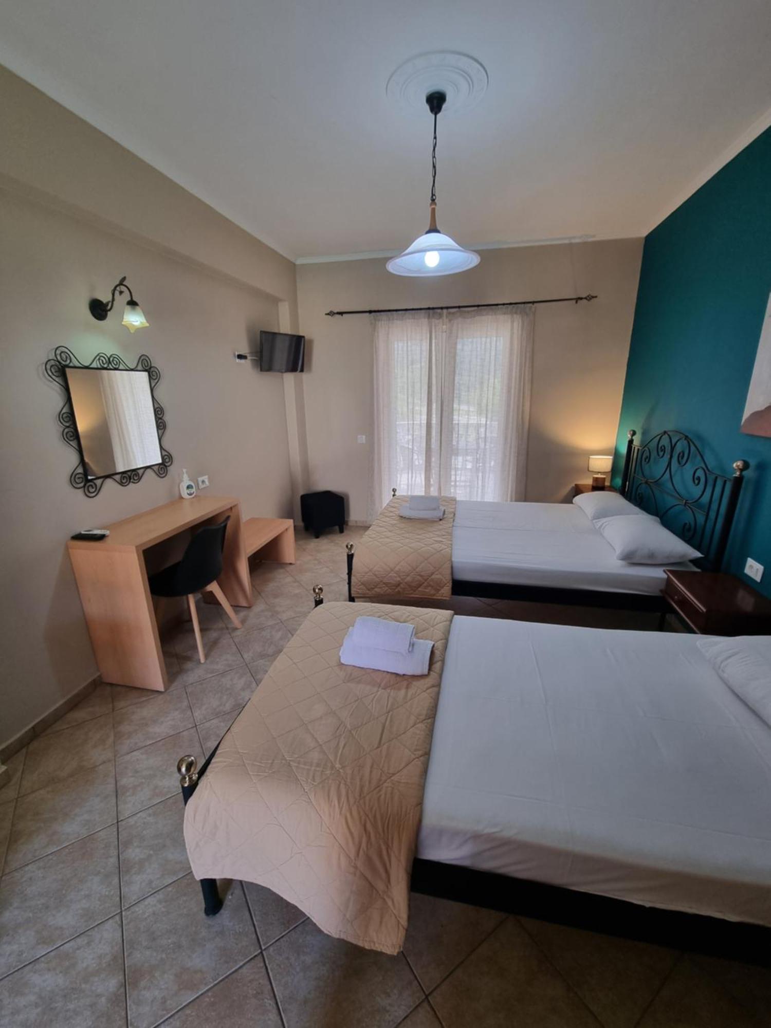 Marathon Studios & Apartments Керион Номер фото
